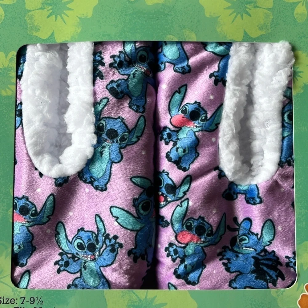🆕 DISNEY STITCH FUZZY SLIPPER SOCKS Faux Fur Fuzzy Babba  Shoe Size 7-9.5